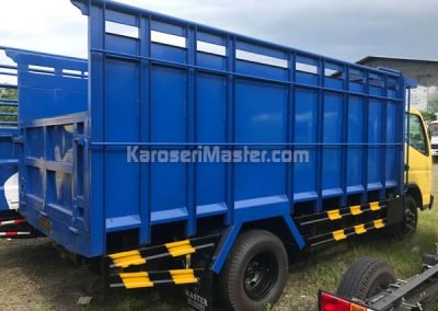 truk bak kayu